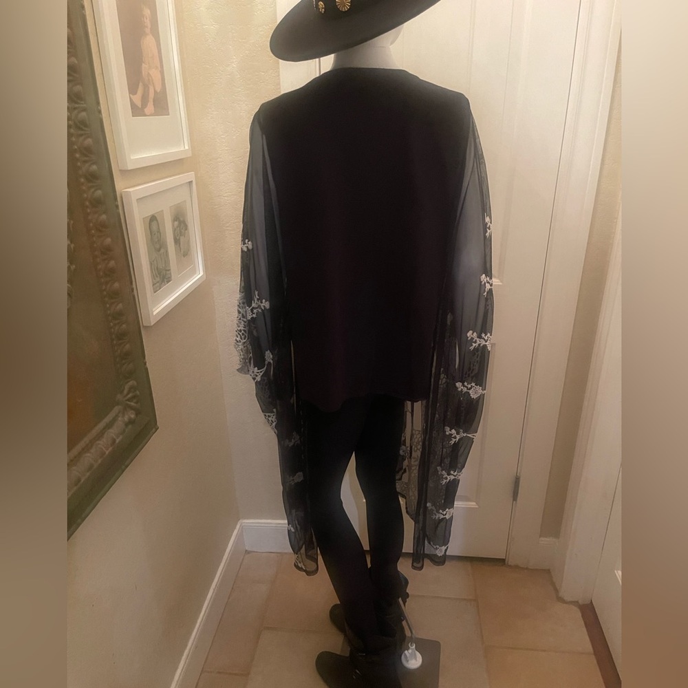One-of-a-kind custom Dolly Parton Poncho Top - Picture 4 of 7